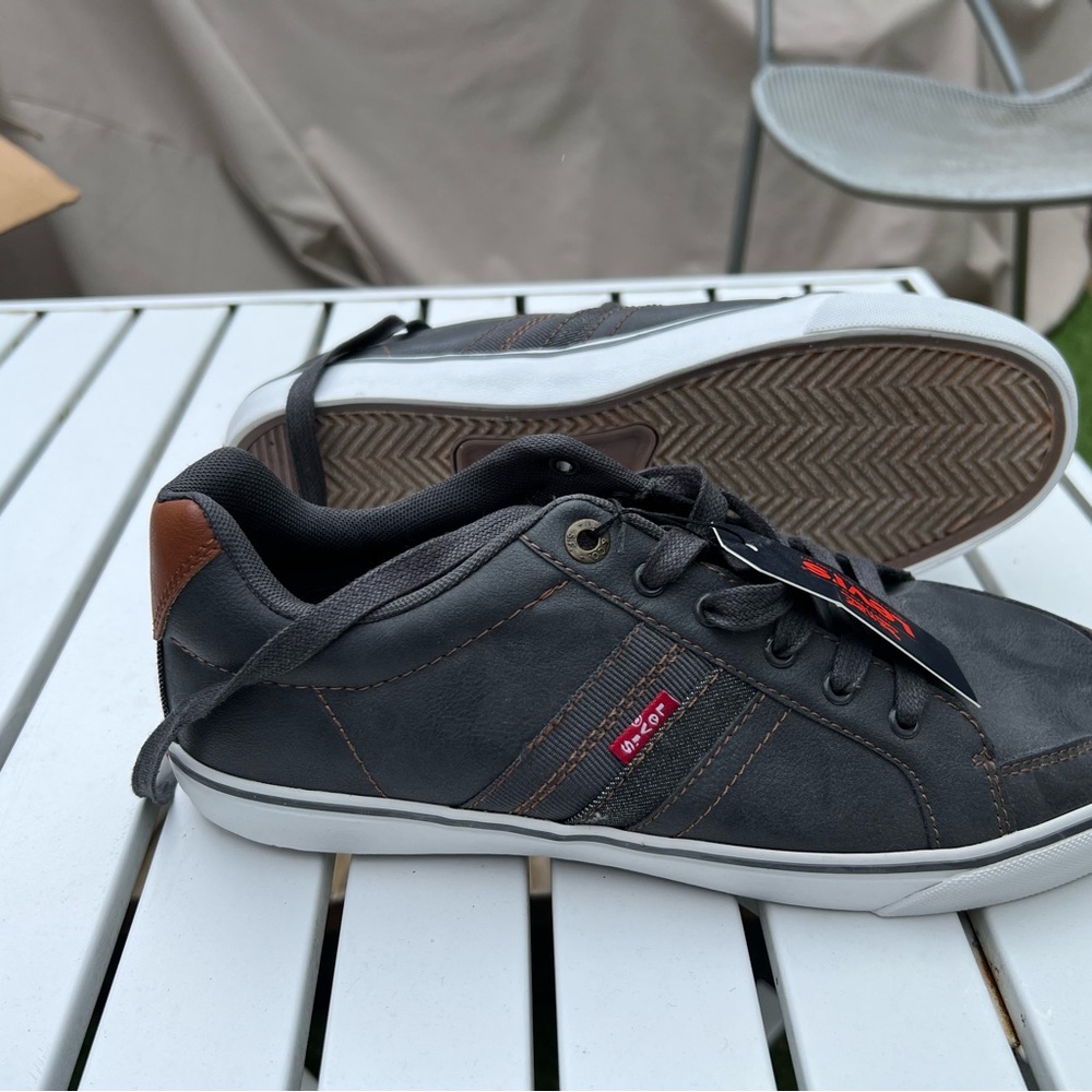 Levi’s